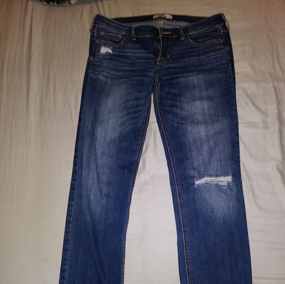 Hollister jean